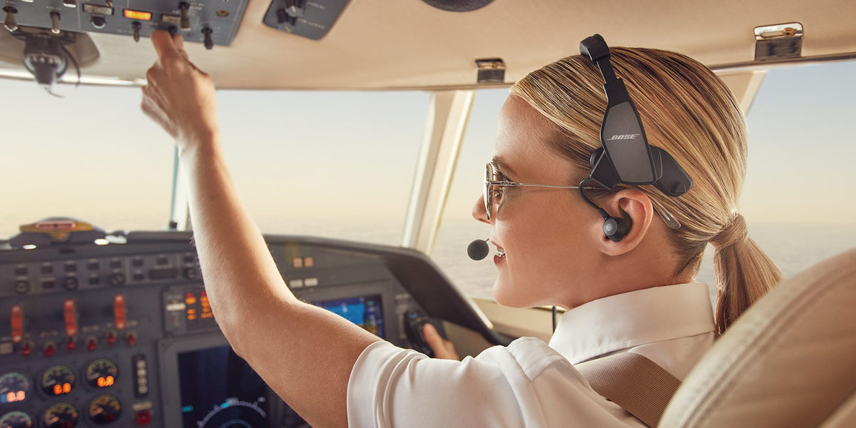 Bose® ProFlight Series 2 Aviation Headset™ WITH Bluetooth® - 5 Pin XLR