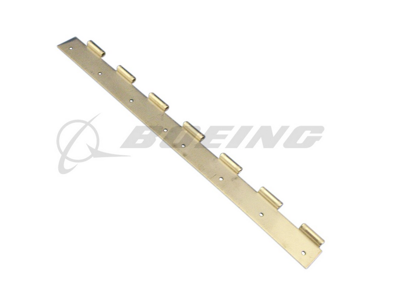 Piper Hinge Main Gear Door | 67093-04