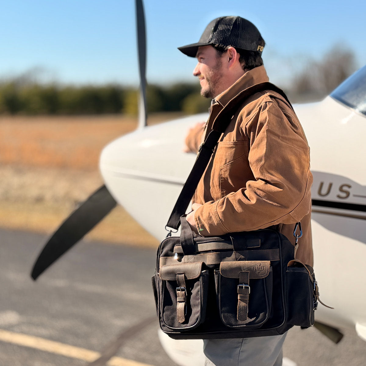 Flight Outfitters Bush Pilot Folio Flight Bag - Black